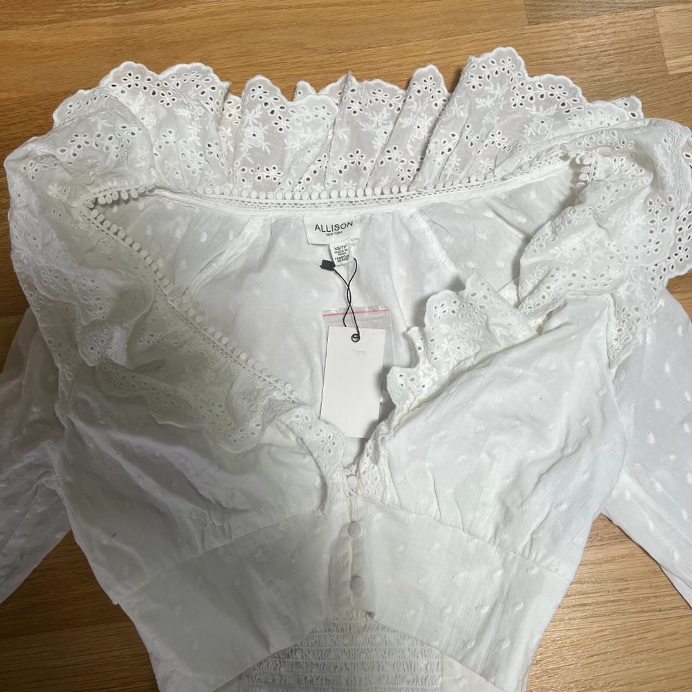 Allison Eyelet Ruffle Crop Blouse XS White - Picture 3 of 4